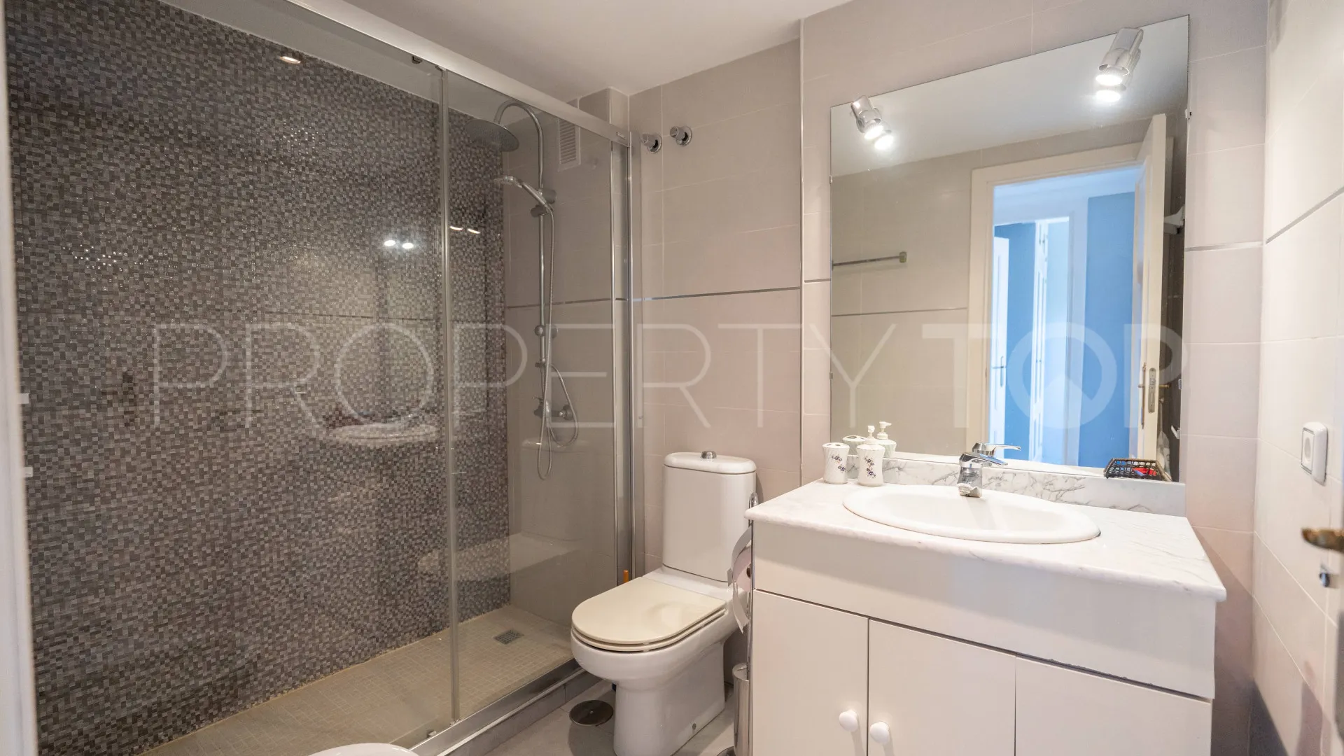 Town house for sale in Los Naranjos with 3 bedrooms