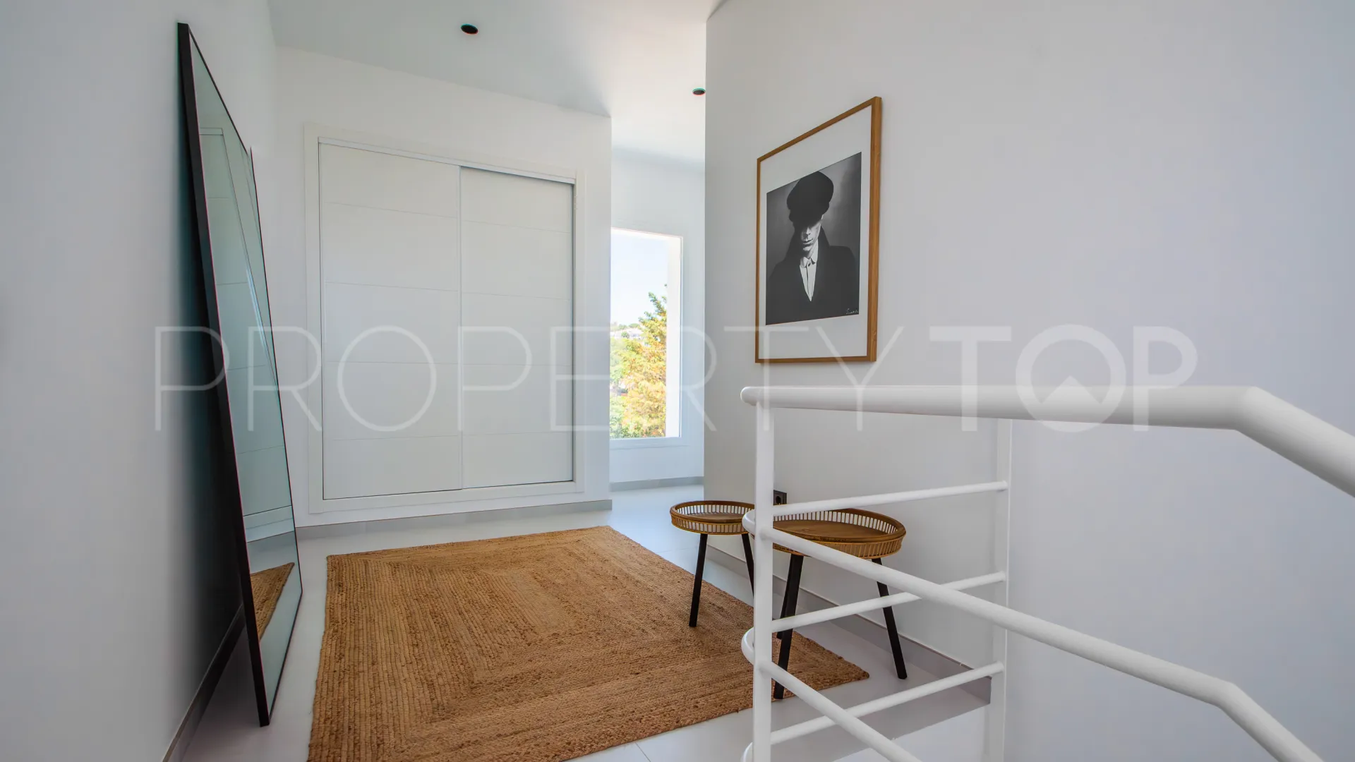 Se vende villa con 4 dormitorios en La Mairena