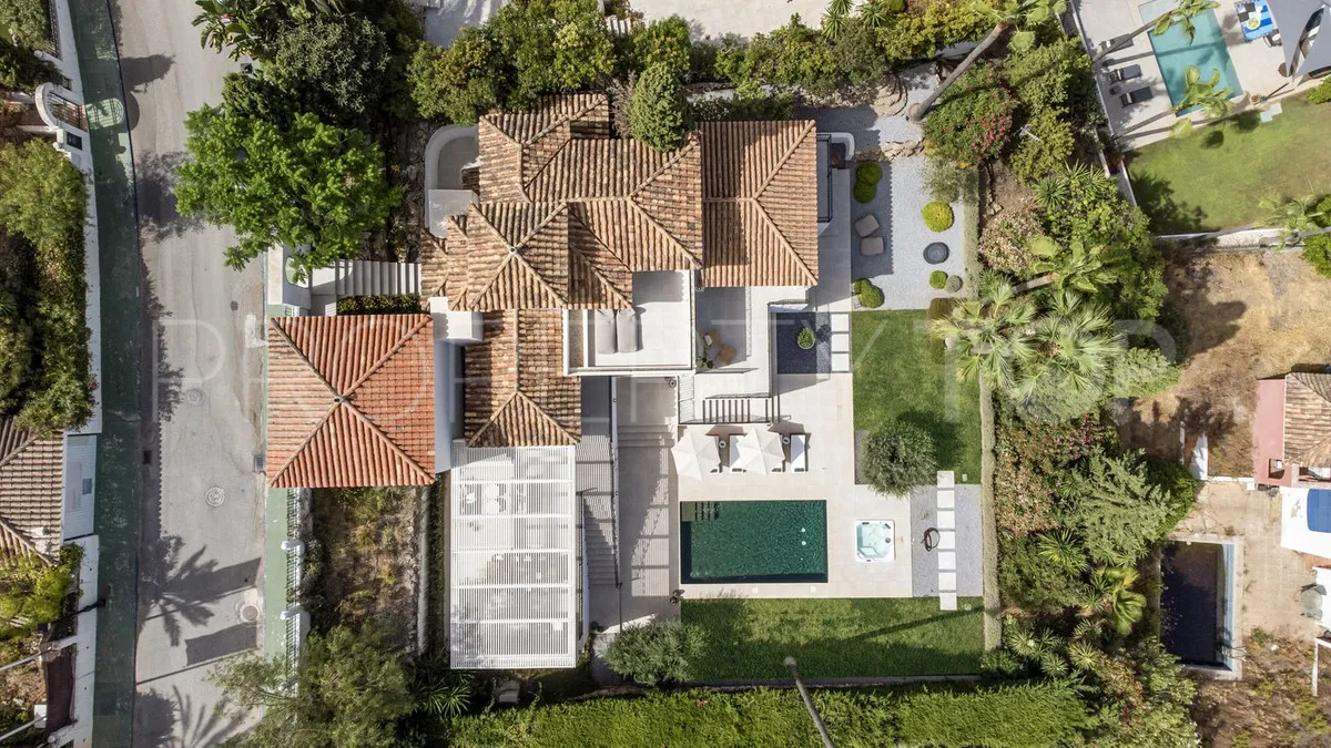 For sale villa in La Cerquilla with 4 bedrooms
