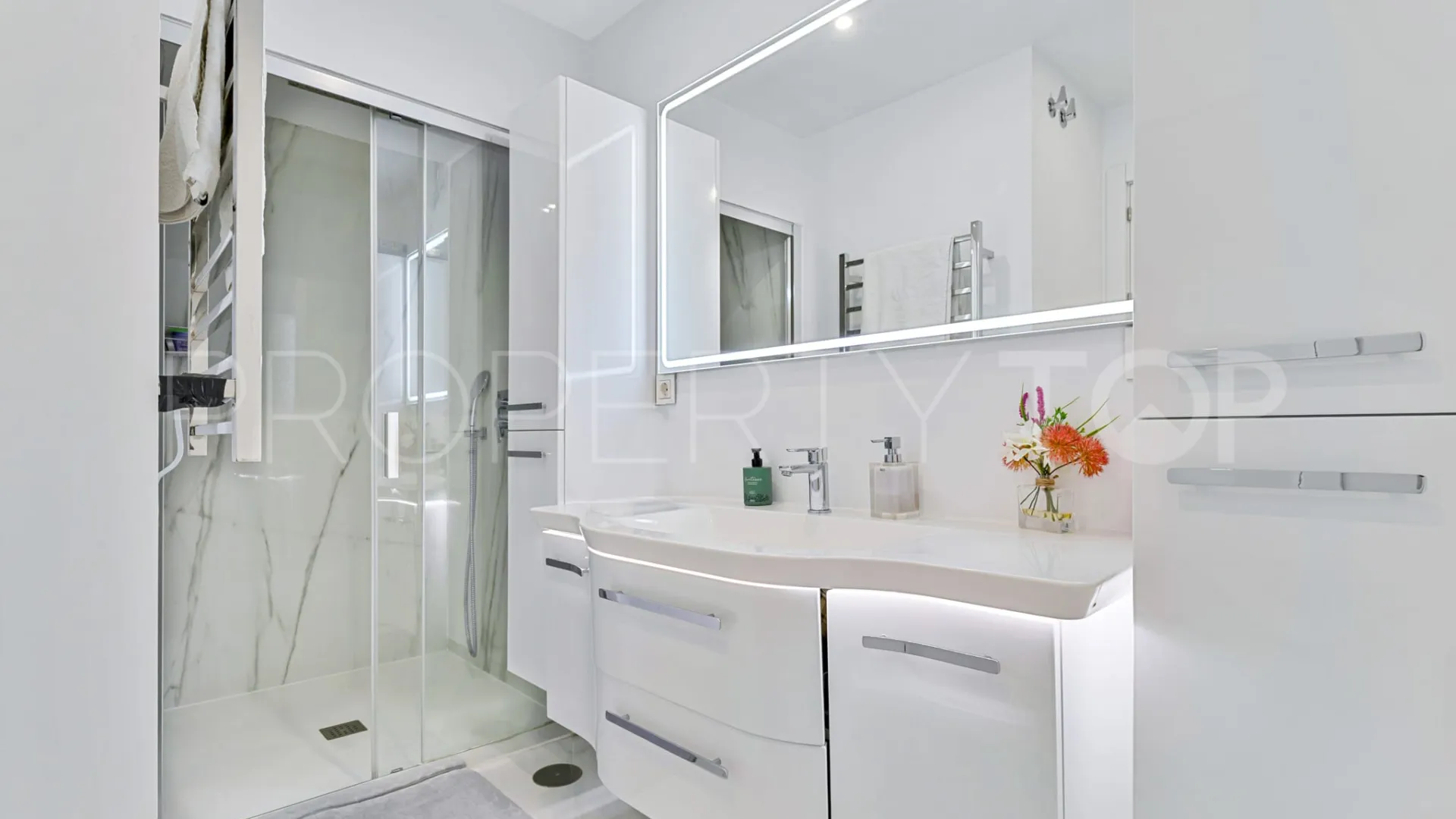 Cortijo Blanco, atico duplex en venta de 4 dormitorios