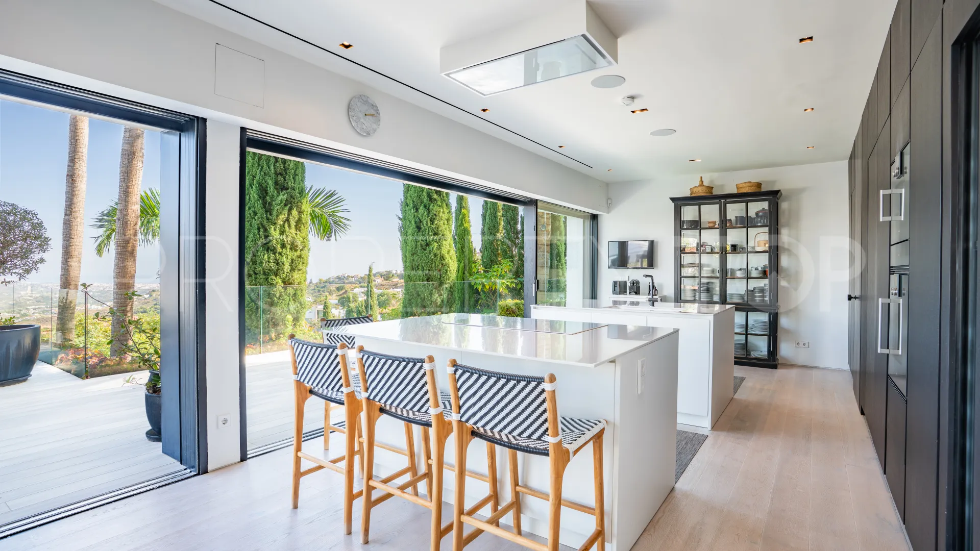 La Mairena, villa con 6 dormitorios en venta