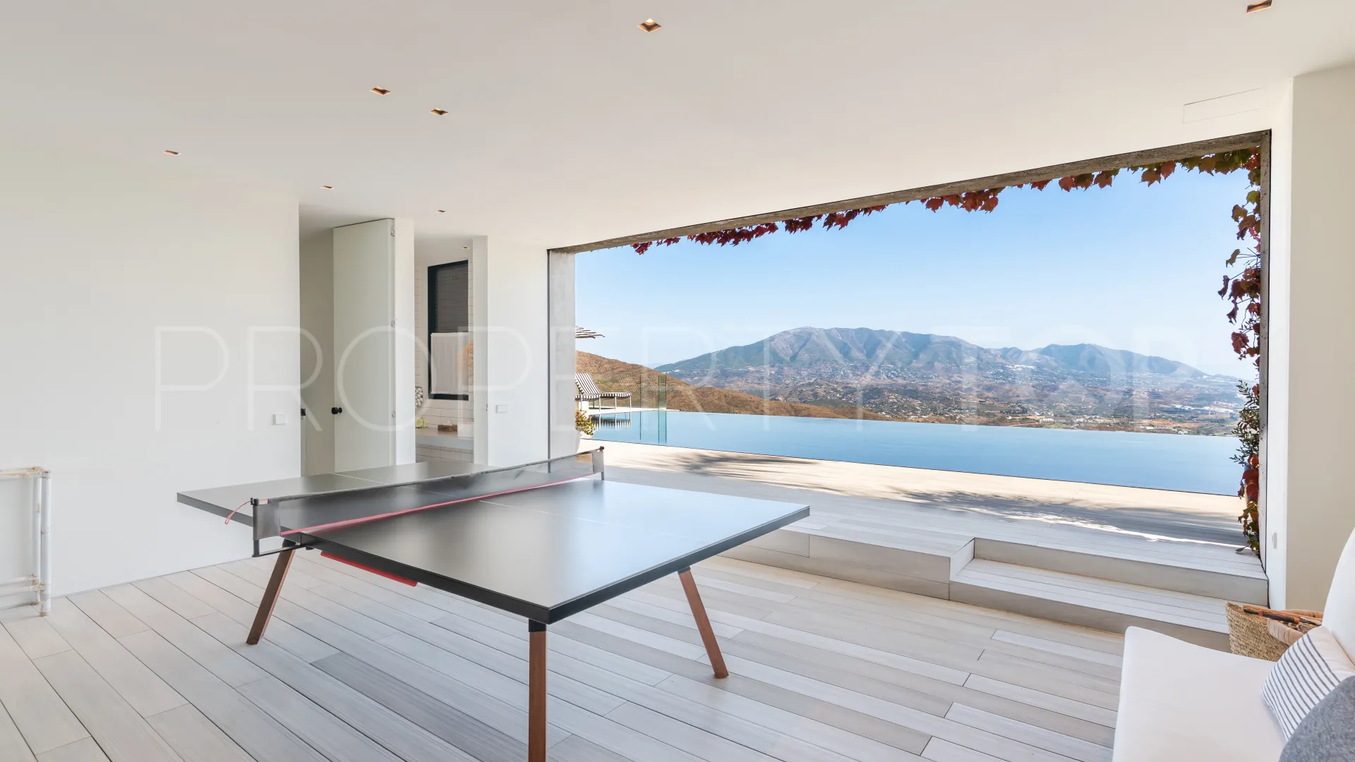 La Mairena, villa con 6 dormitorios en venta