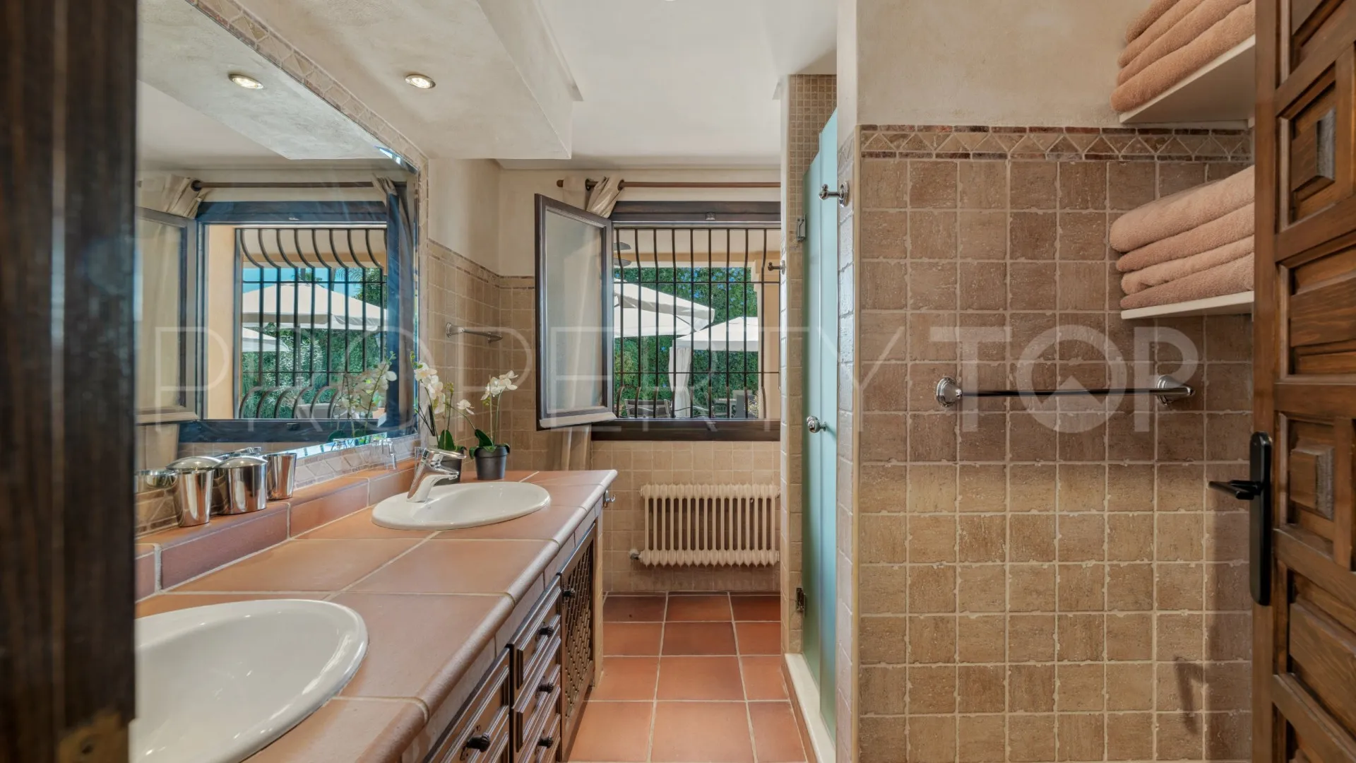 Villa en venta de 6 dormitorios en Los Monteros Playa