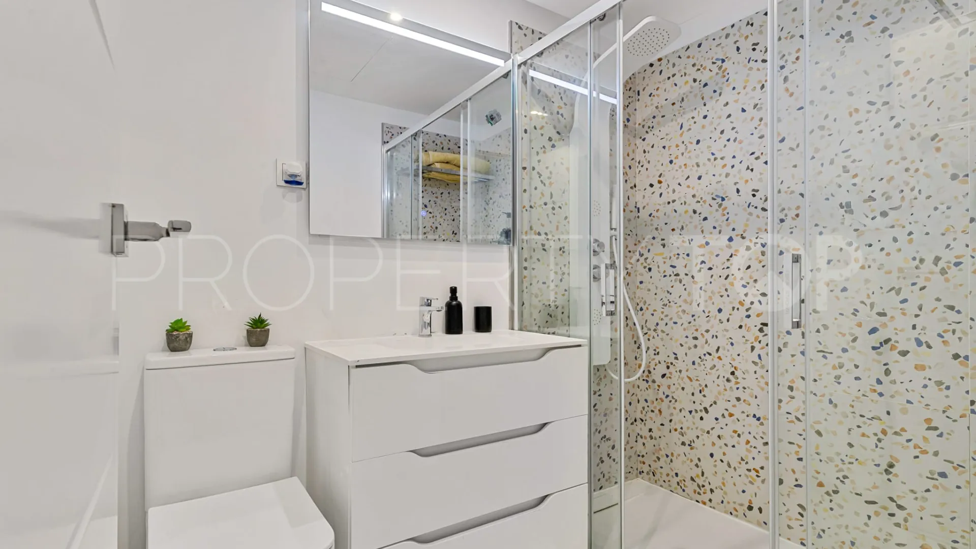 Se vende apartamento en Cortijo Blanco