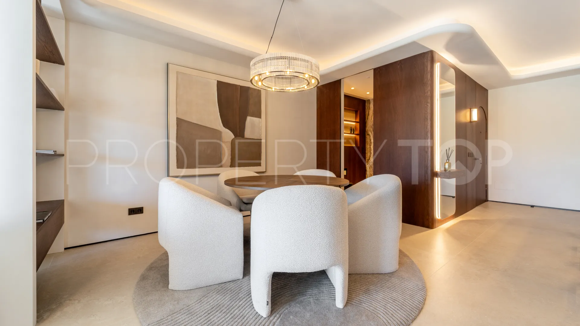 Apartamento en venta de 3 dormitorios en Los Monteros Palm Beach