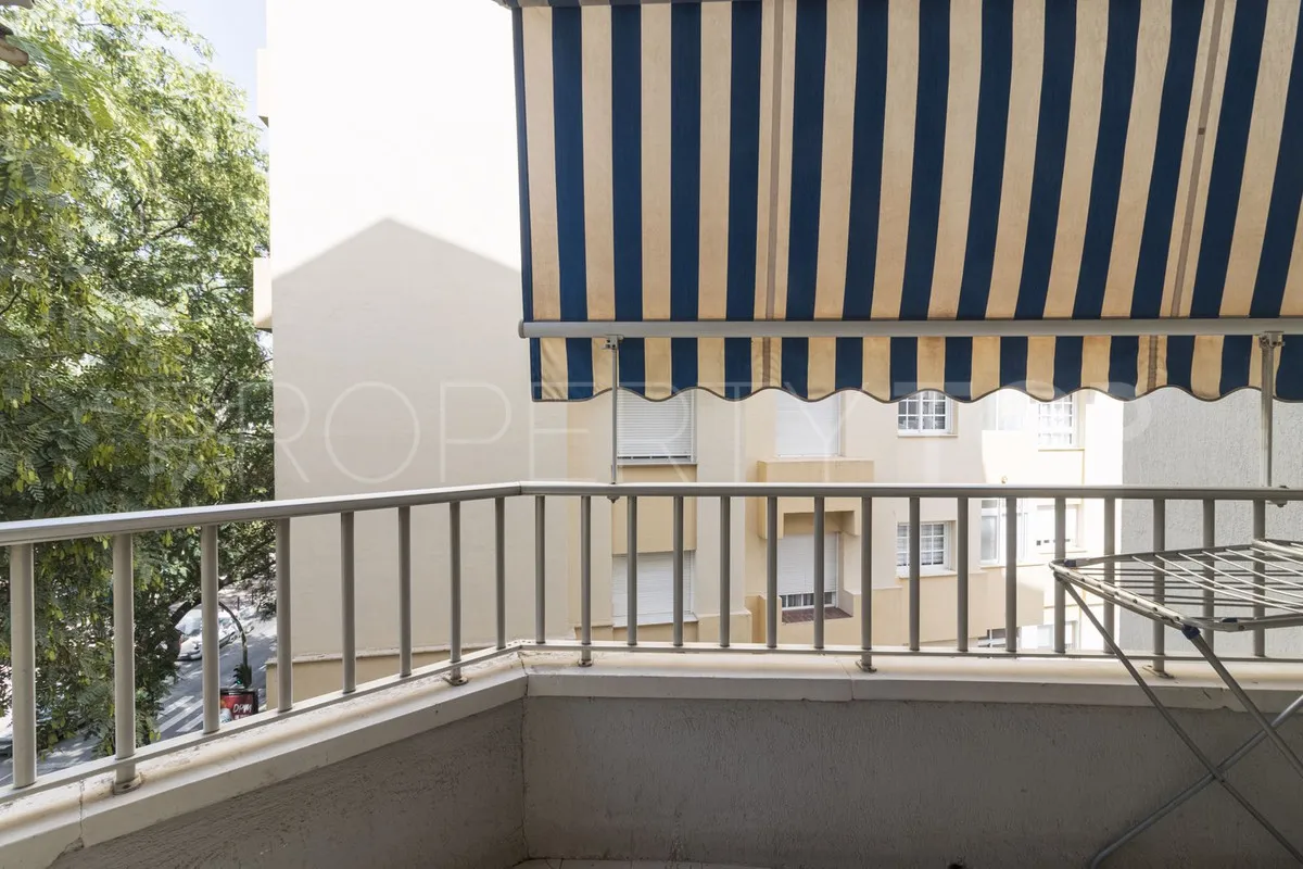 Se vende apartamento en Marbella Ciudad con 3 dormitorios