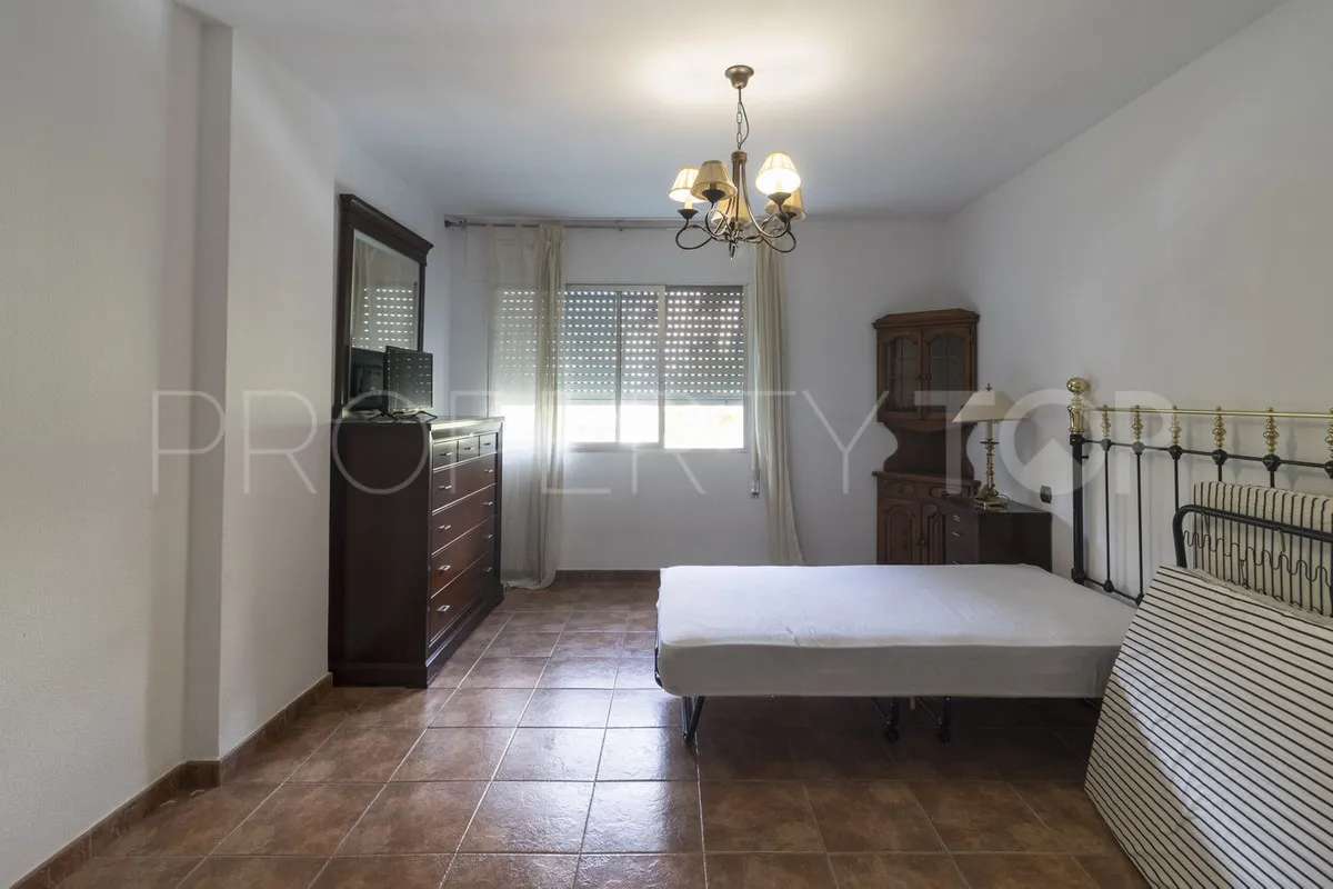 Se vende apartamento en Marbella Ciudad con 3 dormitorios
