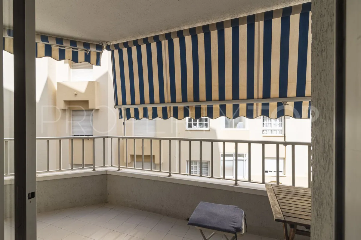 Se vende apartamento en Marbella Ciudad con 3 dormitorios