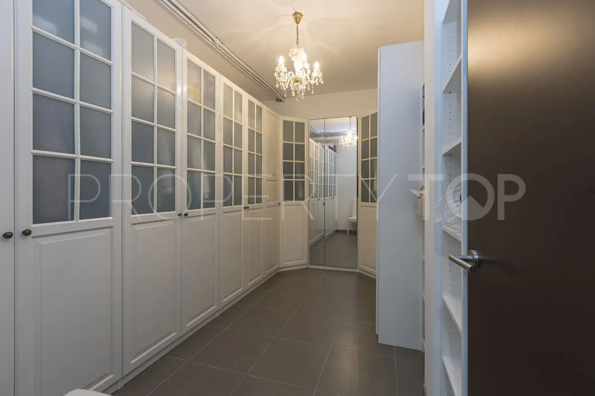 Villa en venta en Valle Romano de 6 dormitorios