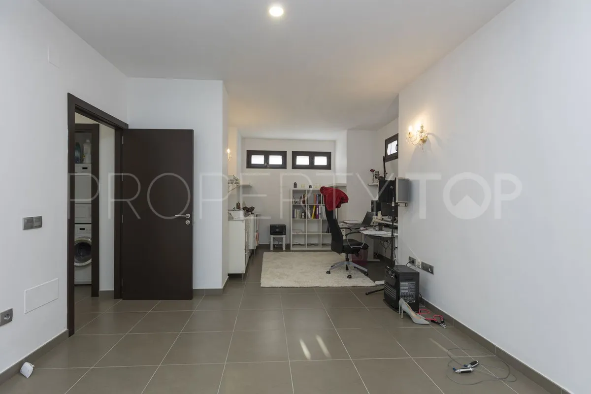 Villa en venta en Valle Romano de 6 dormitorios