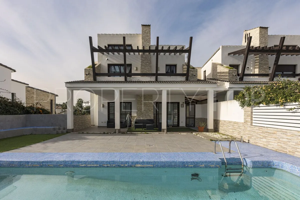 Villa en venta en Valle Romano de 6 dormitorios