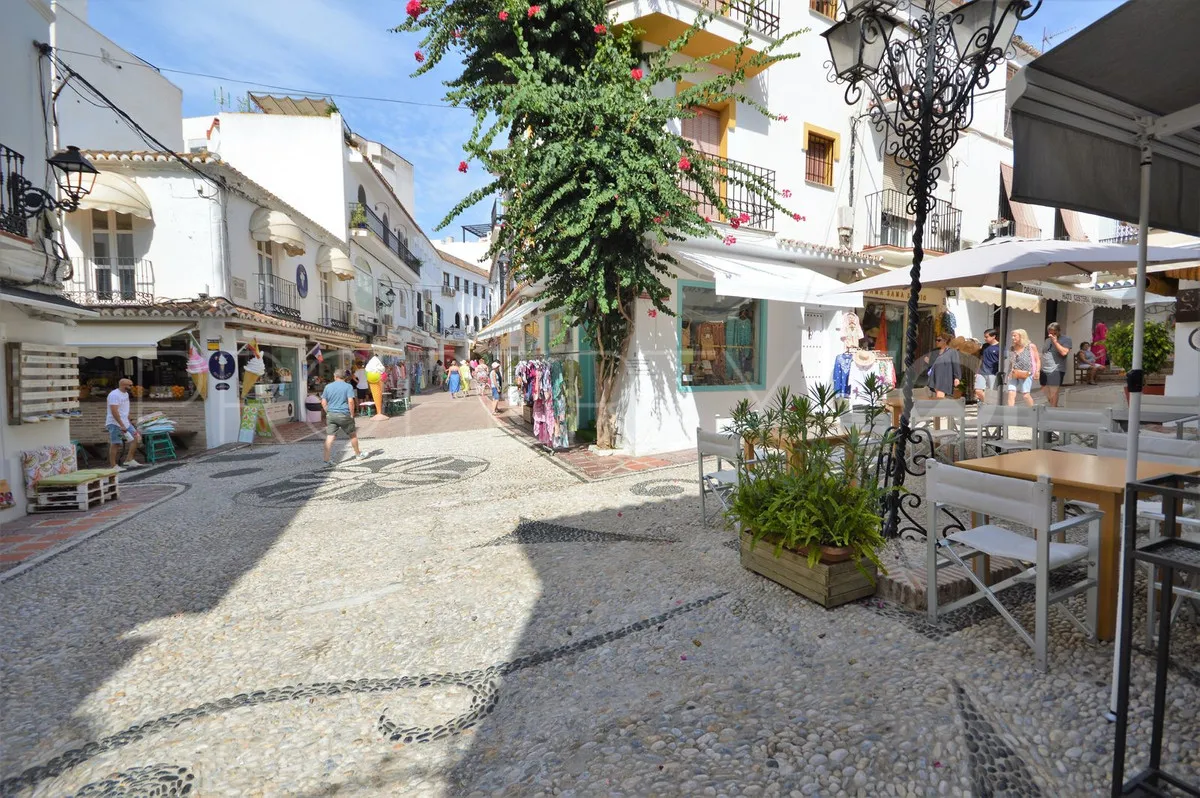 Casa a la venta en Marbella Ciudad de 4 dormitorios