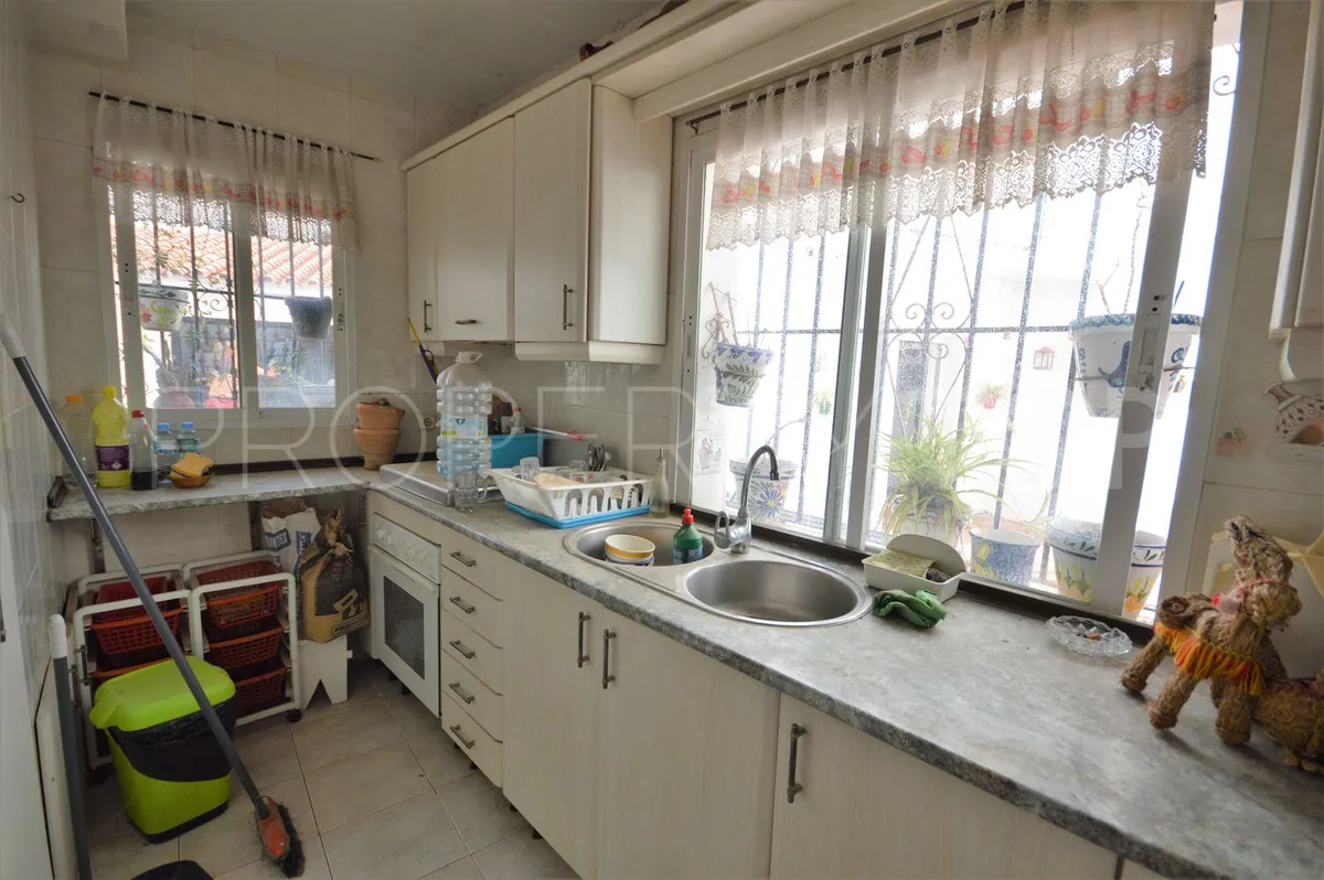 Casa a la venta en Marbella Ciudad de 4 dormitorios