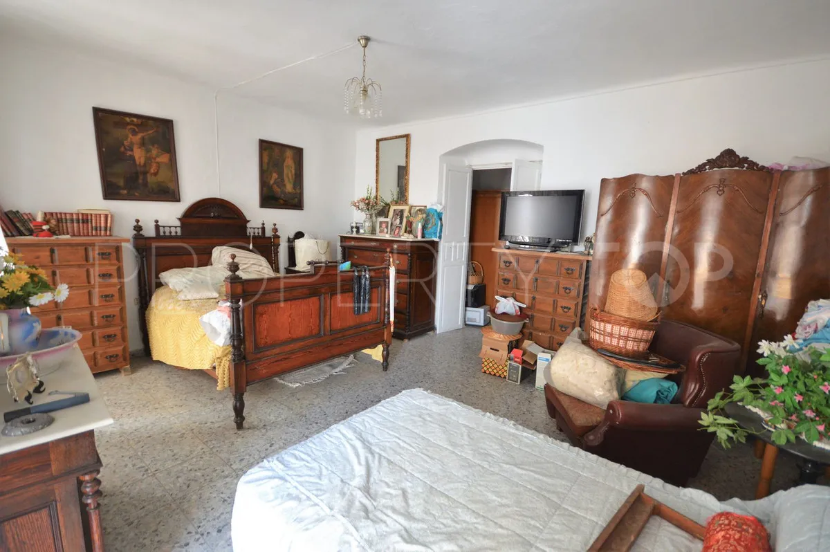 Casa a la venta en Marbella Ciudad de 4 dormitorios