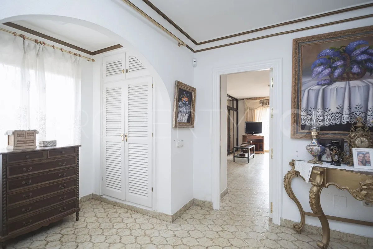 Villa for sale in Marbella City