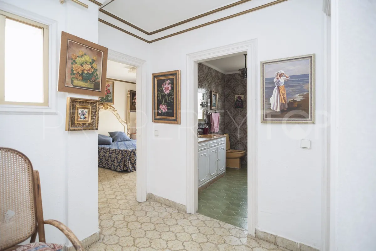 Villa for sale in Marbella City