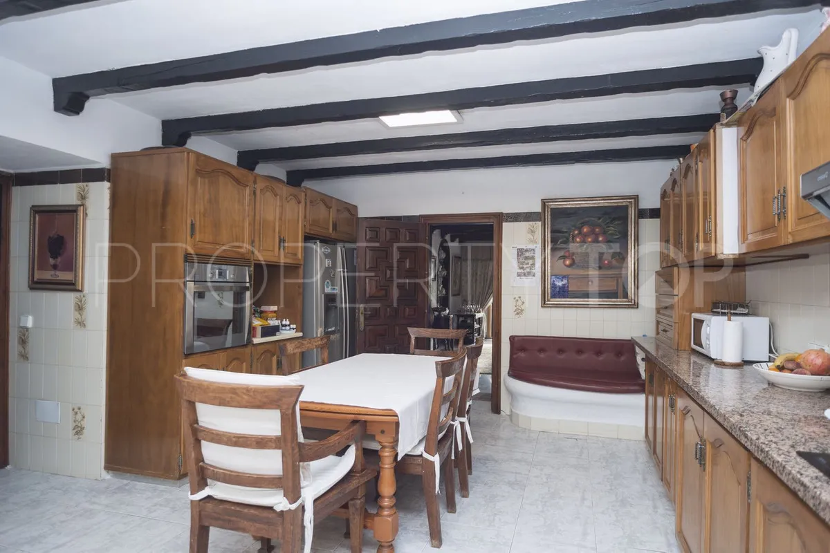 Villa for sale in Marbella City