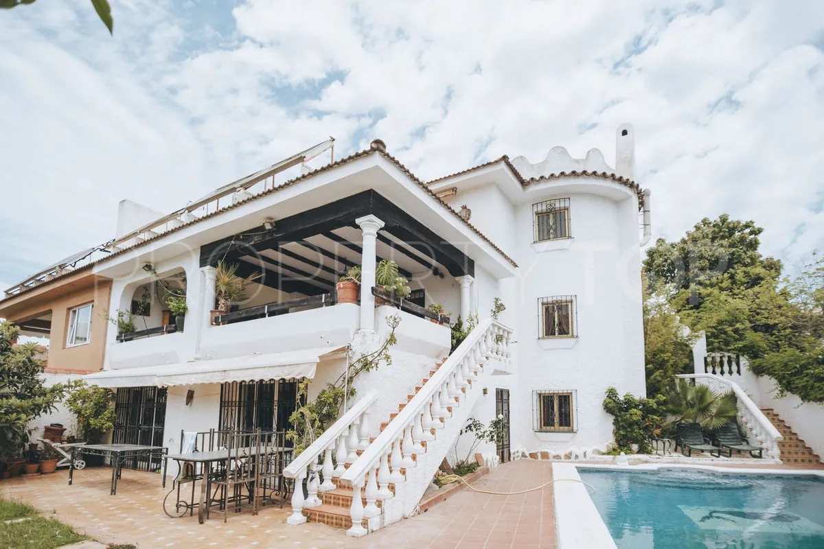Villa for sale in Marbella City