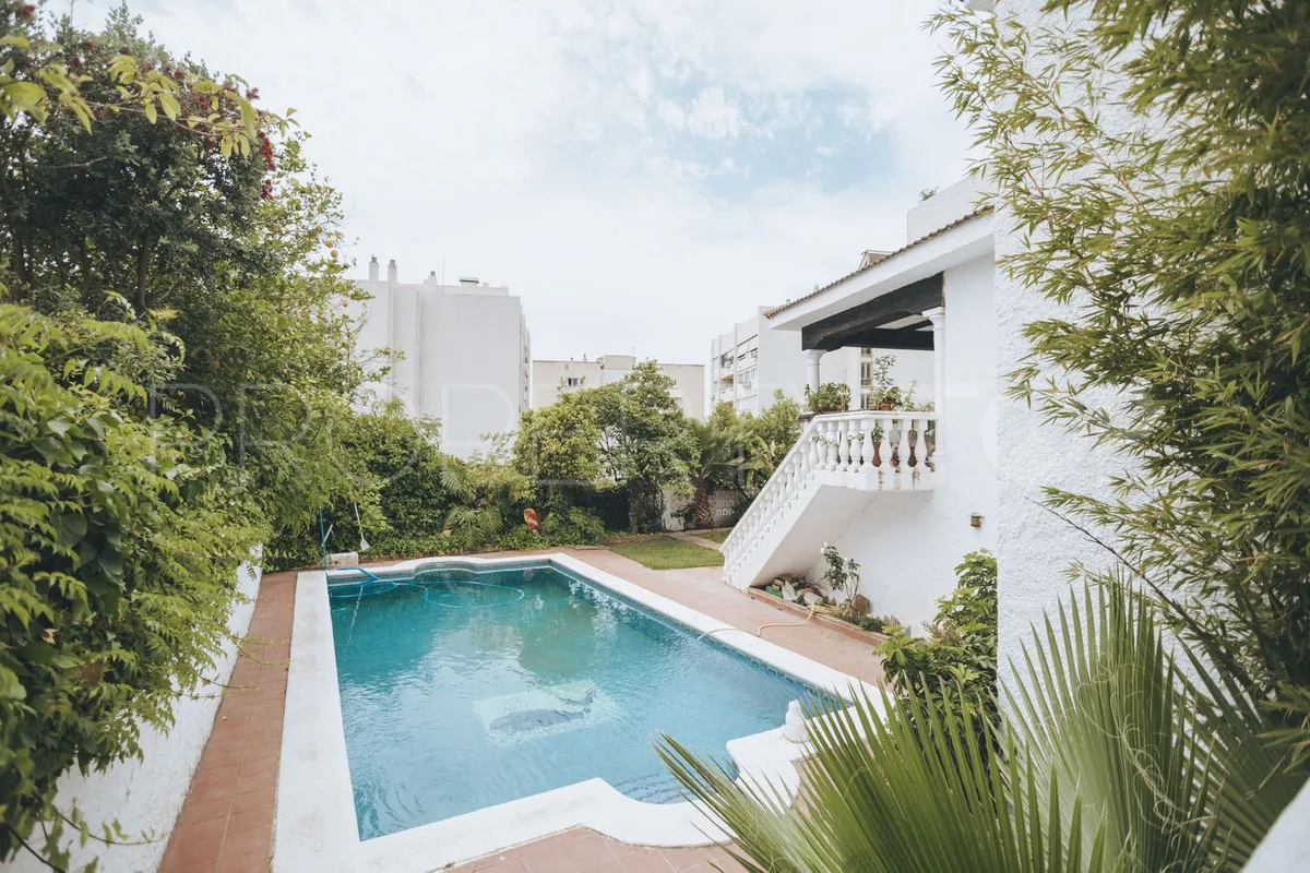 Villa for sale in Marbella City