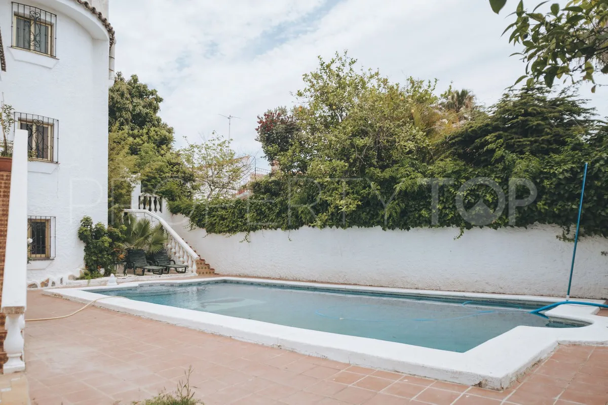 Villa for sale in Marbella City