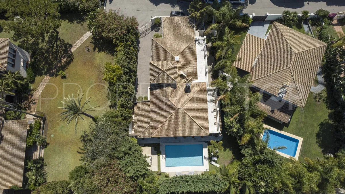For sale Los Monteros villa