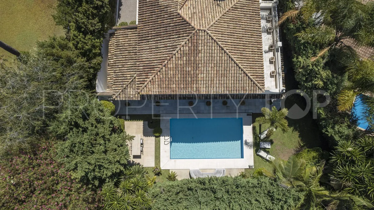 For sale Los Monteros villa