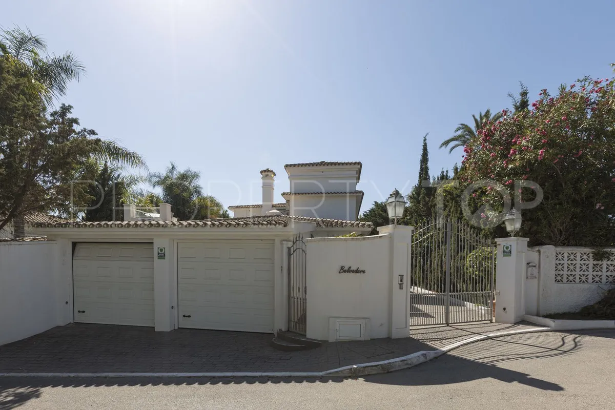 For sale Los Monteros villa