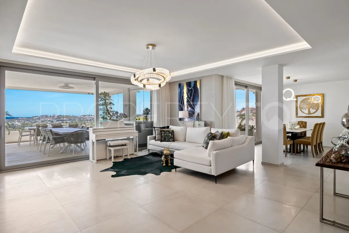 Apartamento planta baja con 7 dormitorios en venta en Nueva Andalucia