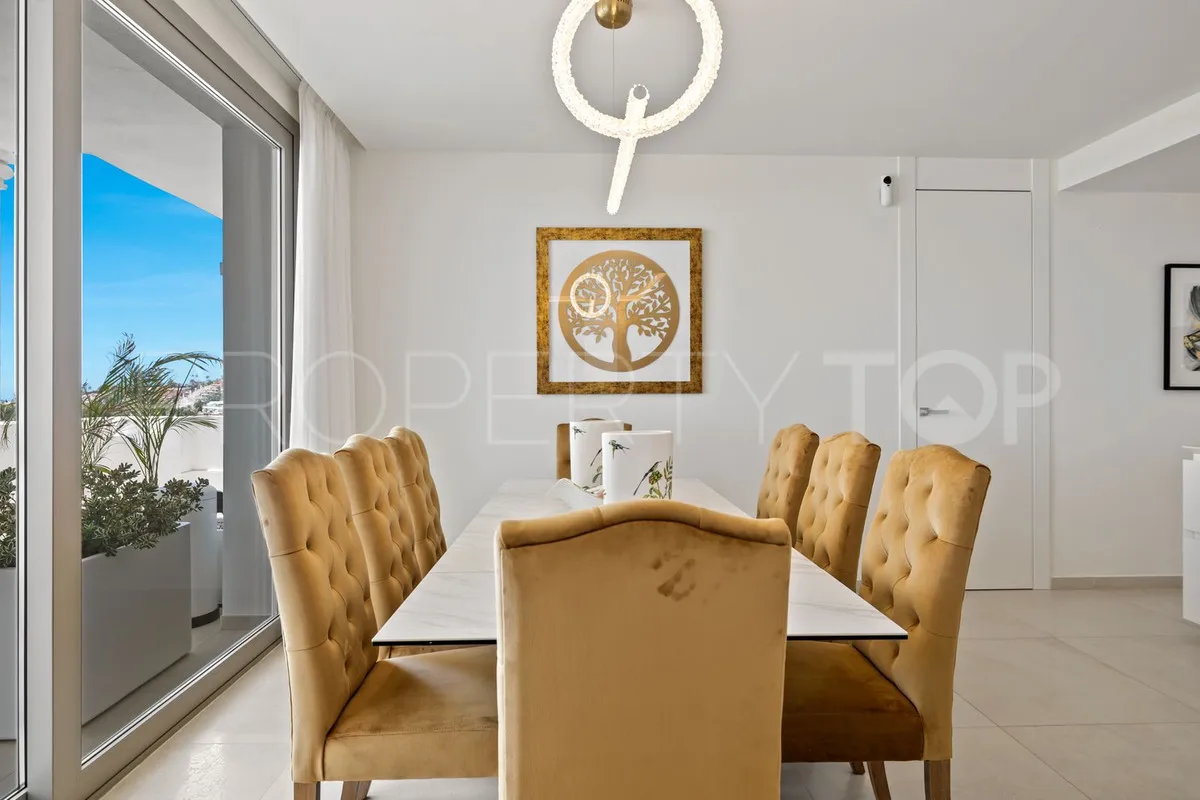 Apartamento planta baja con 7 dormitorios en venta en Nueva Andalucia