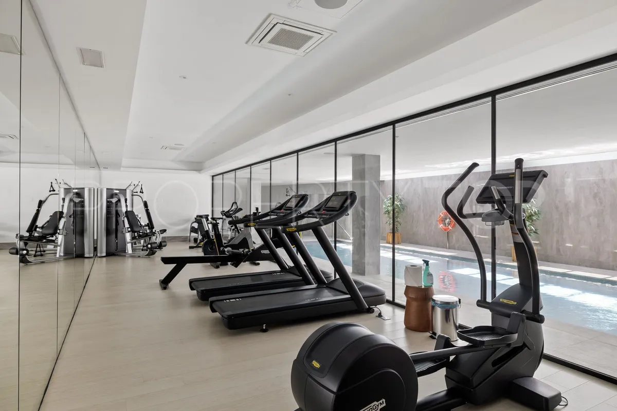Apartamento planta baja con 7 dormitorios en venta en Nueva Andalucia