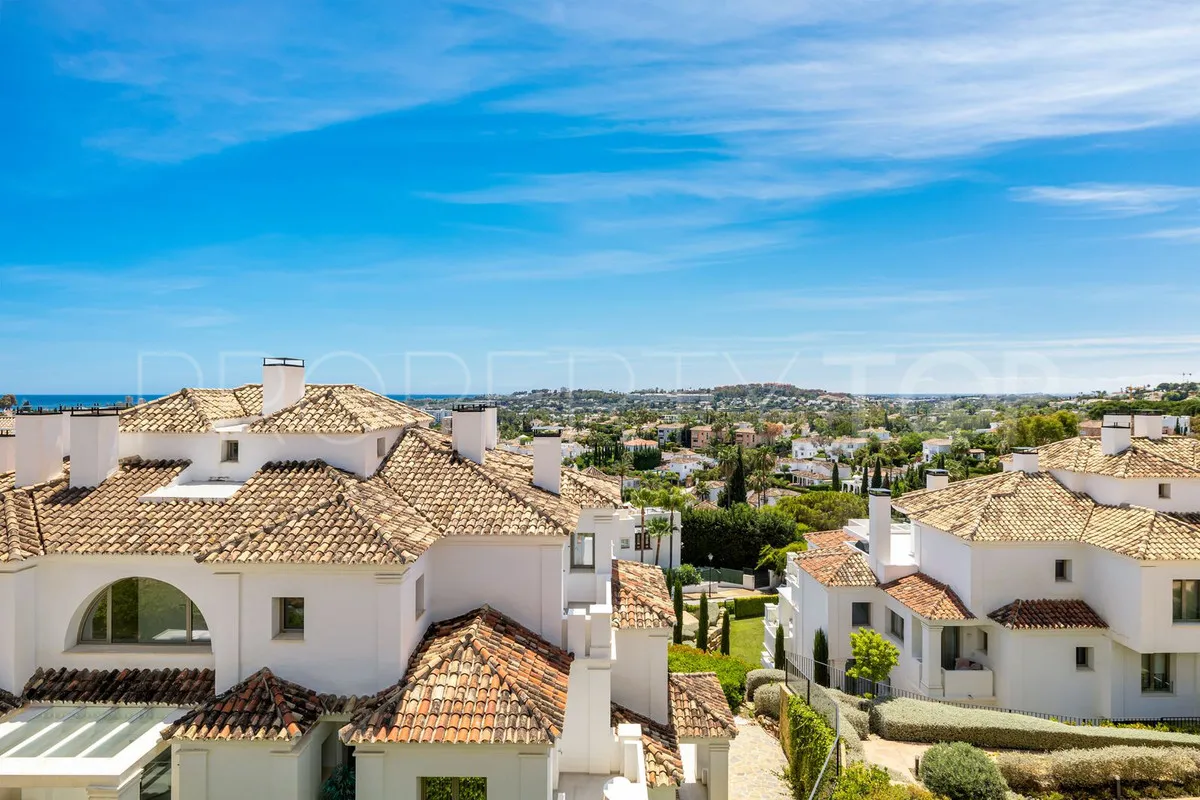 Apartamento planta baja con 7 dormitorios en venta en Nueva Andalucia