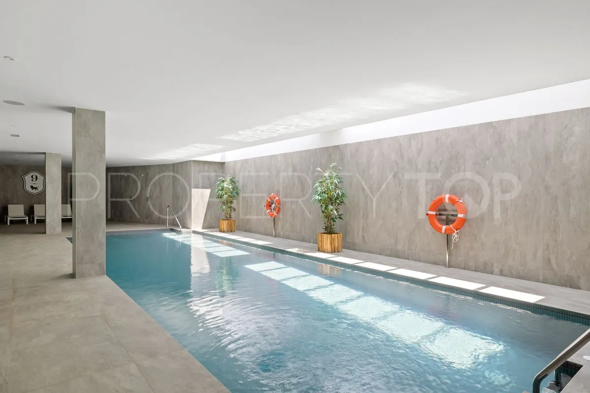 Apartamento planta baja con 7 dormitorios en venta en Nueva Andalucia