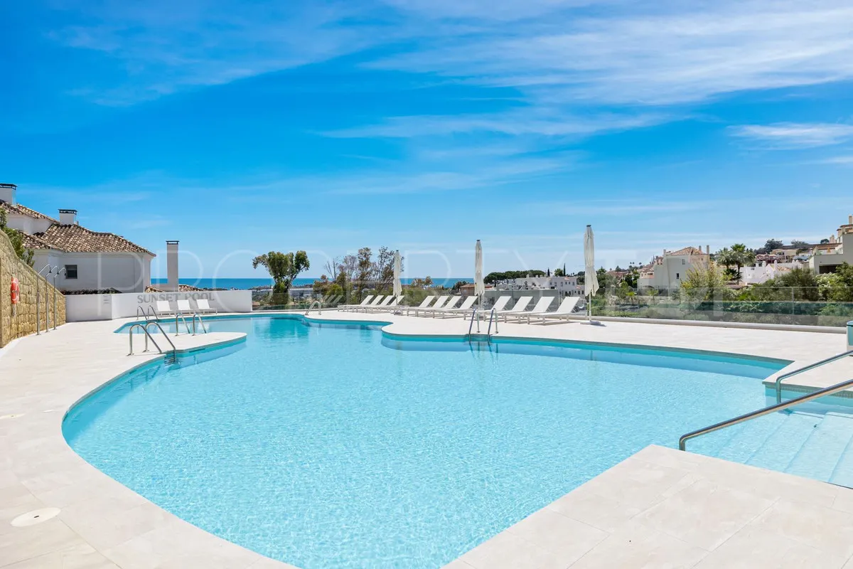 Apartamento planta baja con 7 dormitorios en venta en Nueva Andalucia