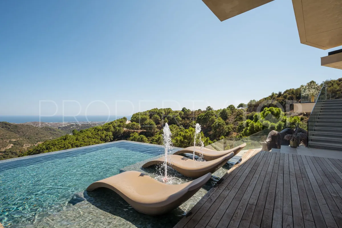 Villa in Benahavis for sale