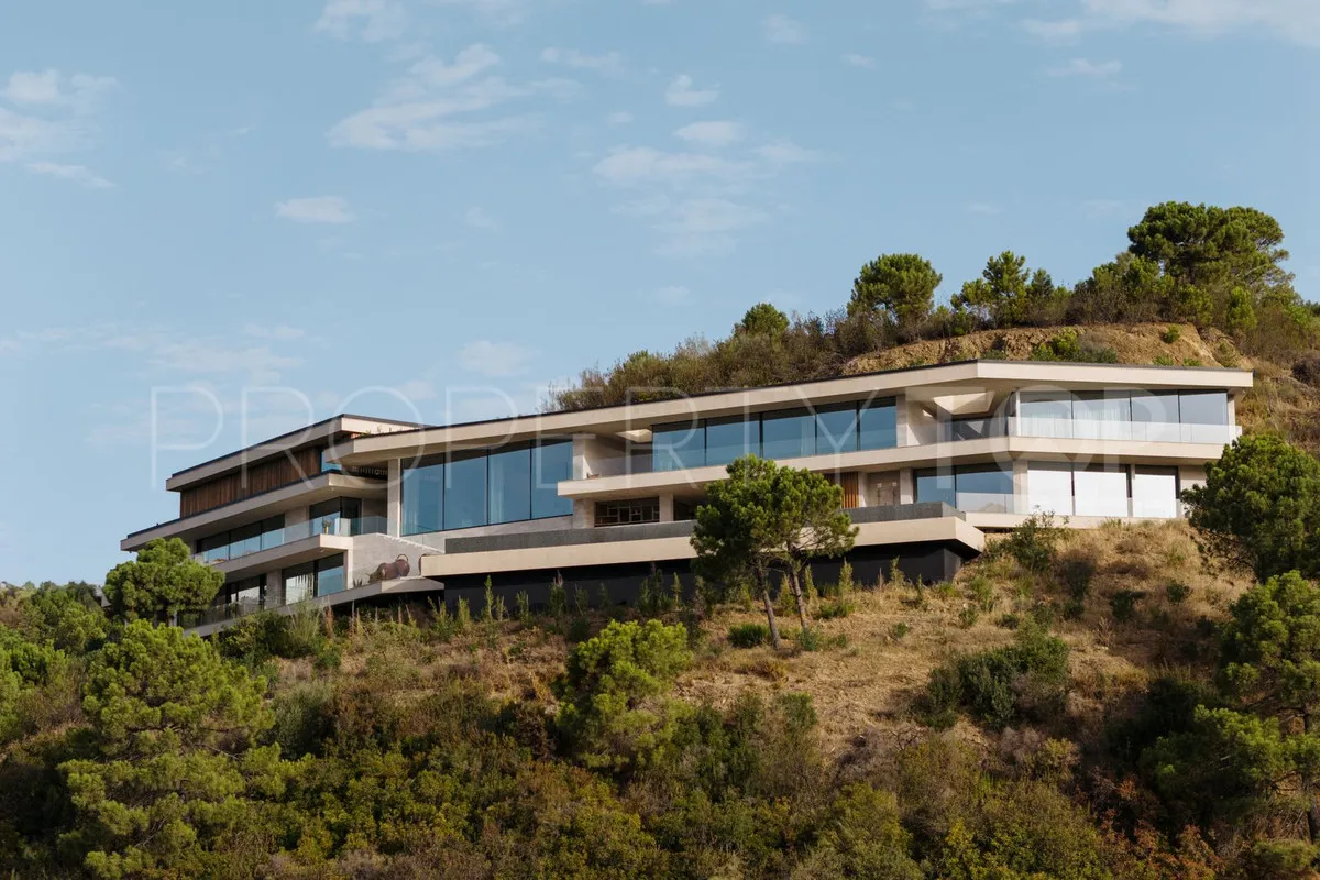 Villa in Benahavis for sale