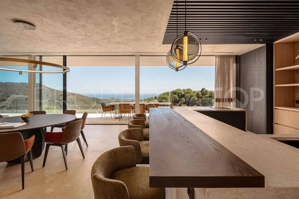 Villa in Benahavis for sale