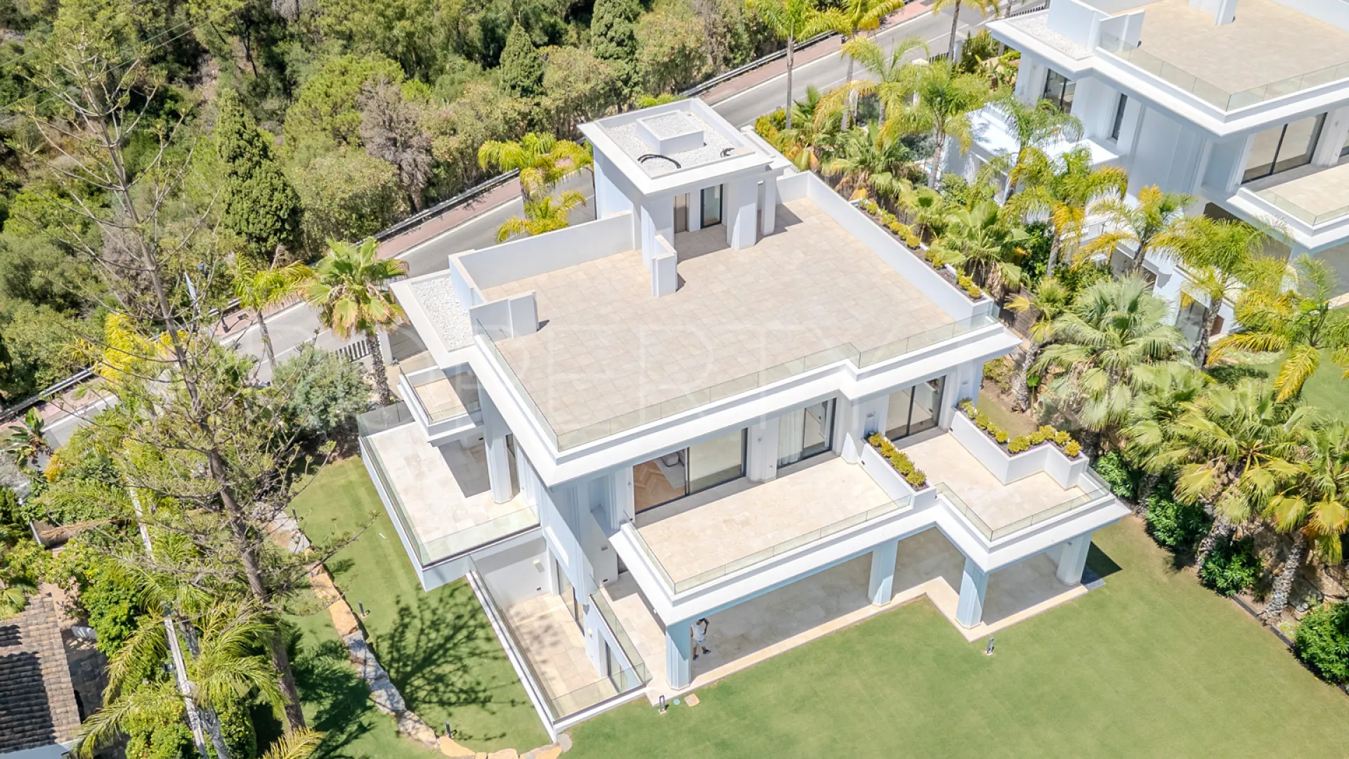 Villa en venta con 5 dormitorios en Marbella Ciudad