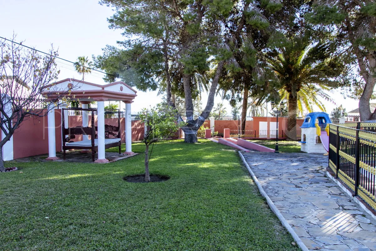 Estepona villa for sale