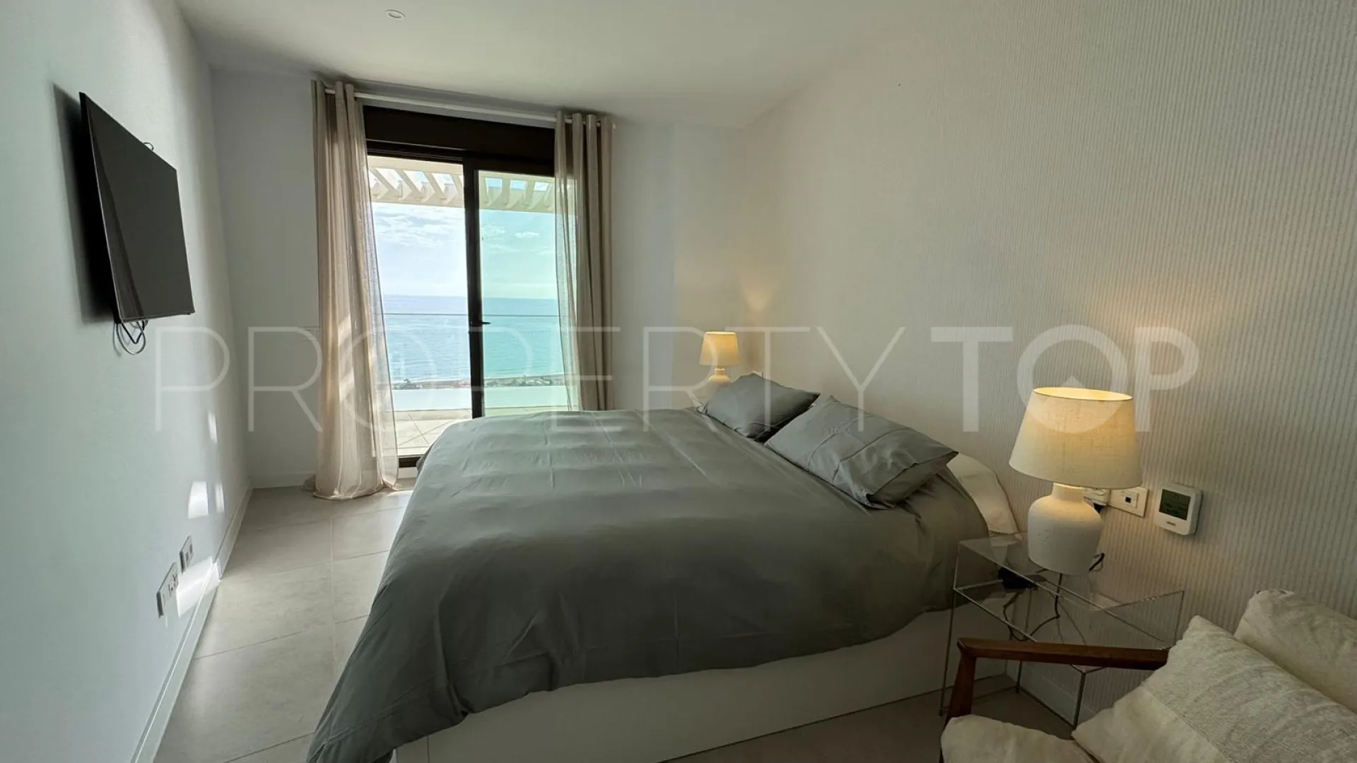 Se vende apartamento en Rincon de la Victoria de 2 dormitorios