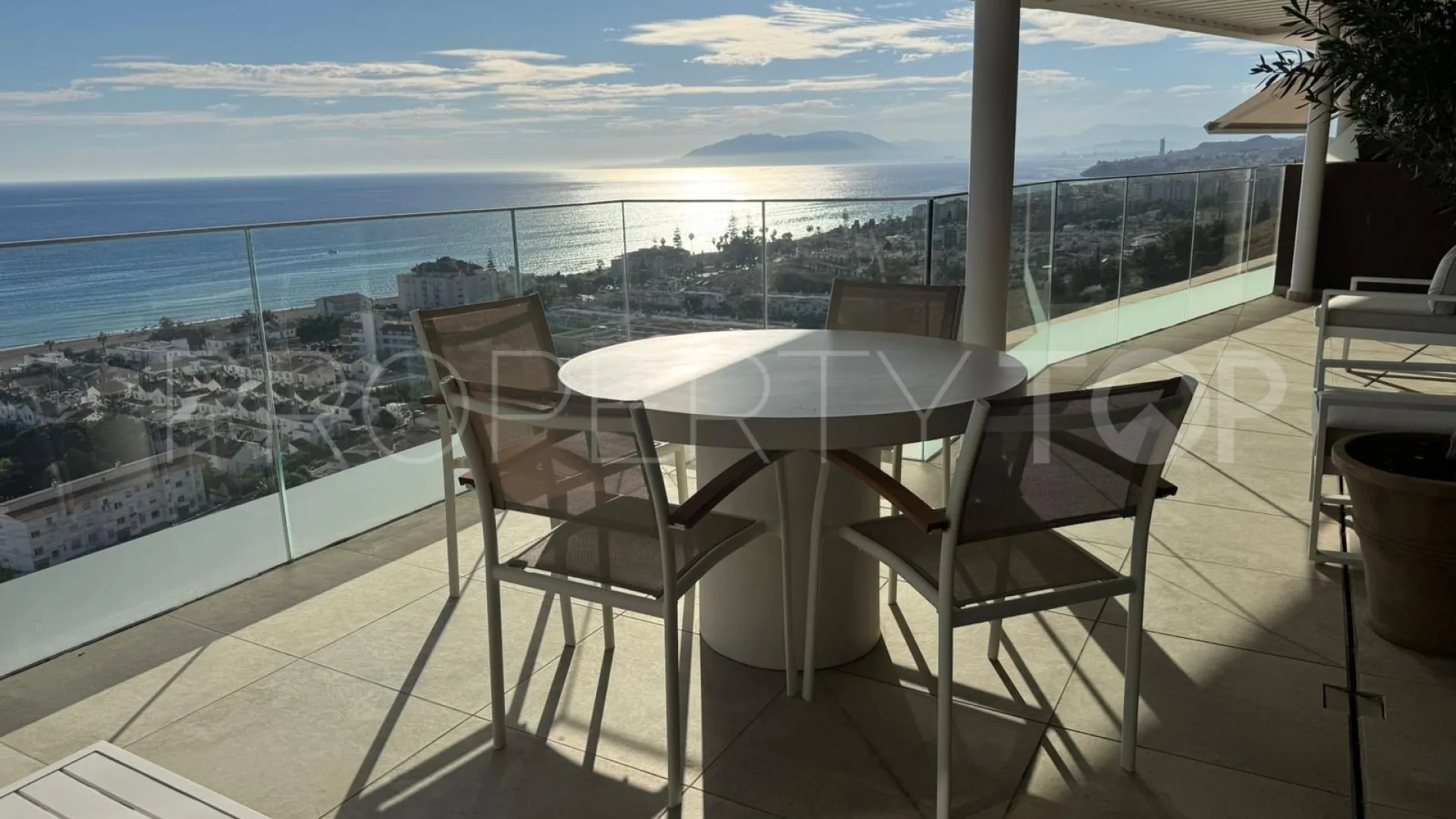 Se vende apartamento en Rincon de la Victoria de 2 dormitorios