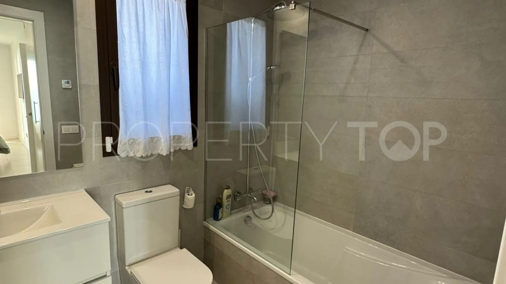 Se vende apartamento en Rincon de la Victoria de 2 dormitorios