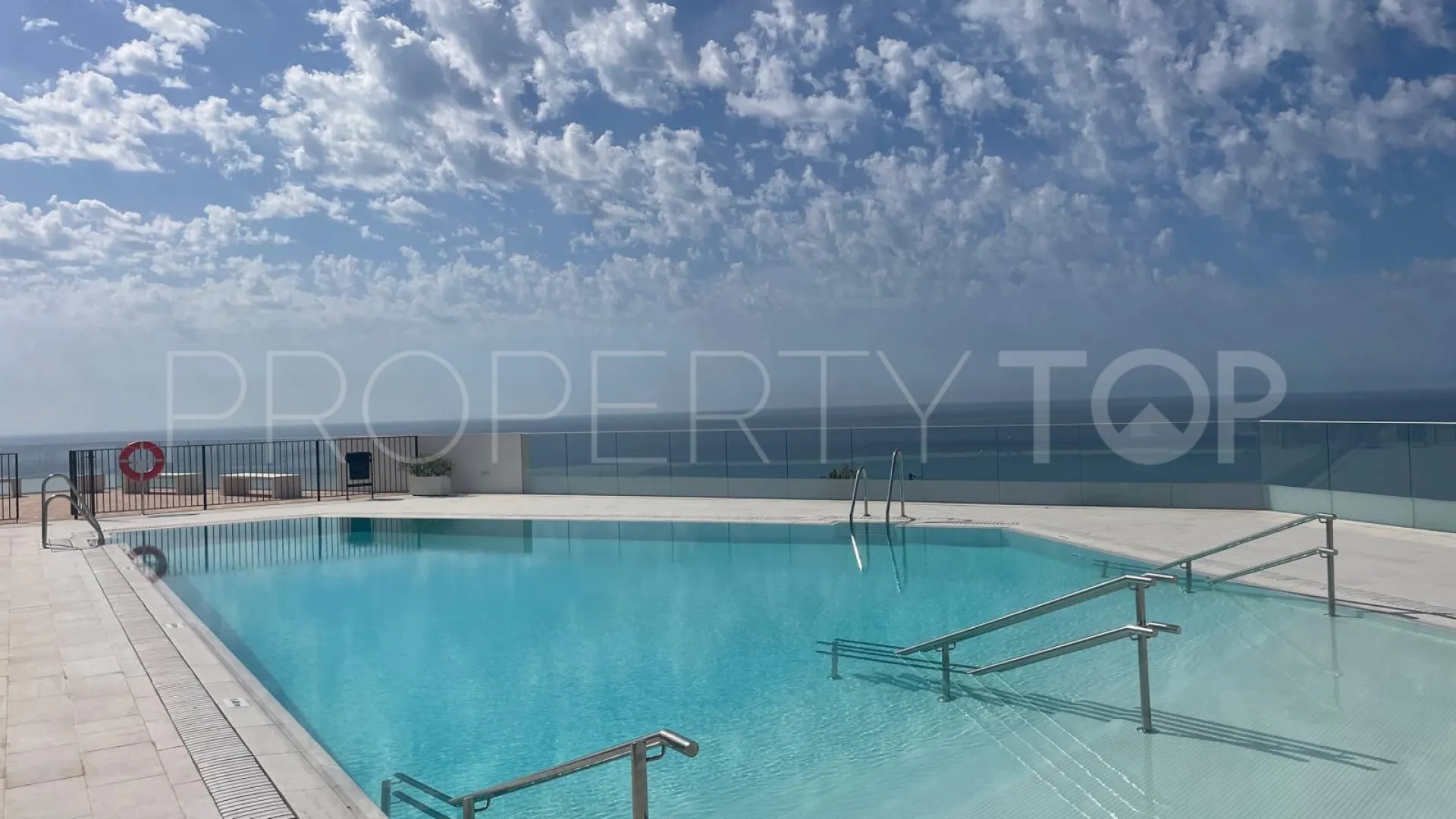 Se vende apartamento en Rincon de la Victoria de 2 dormitorios