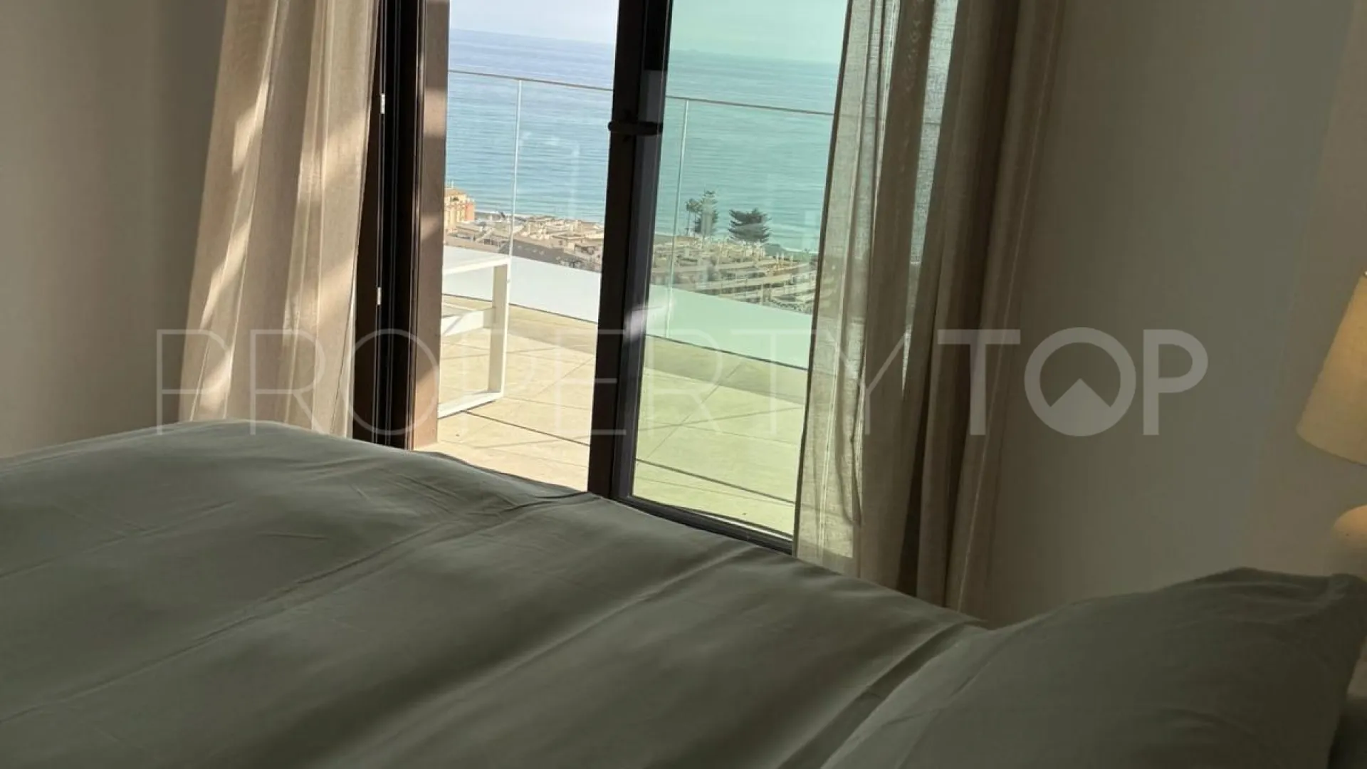 Se vende apartamento en Rincon de la Victoria de 2 dormitorios