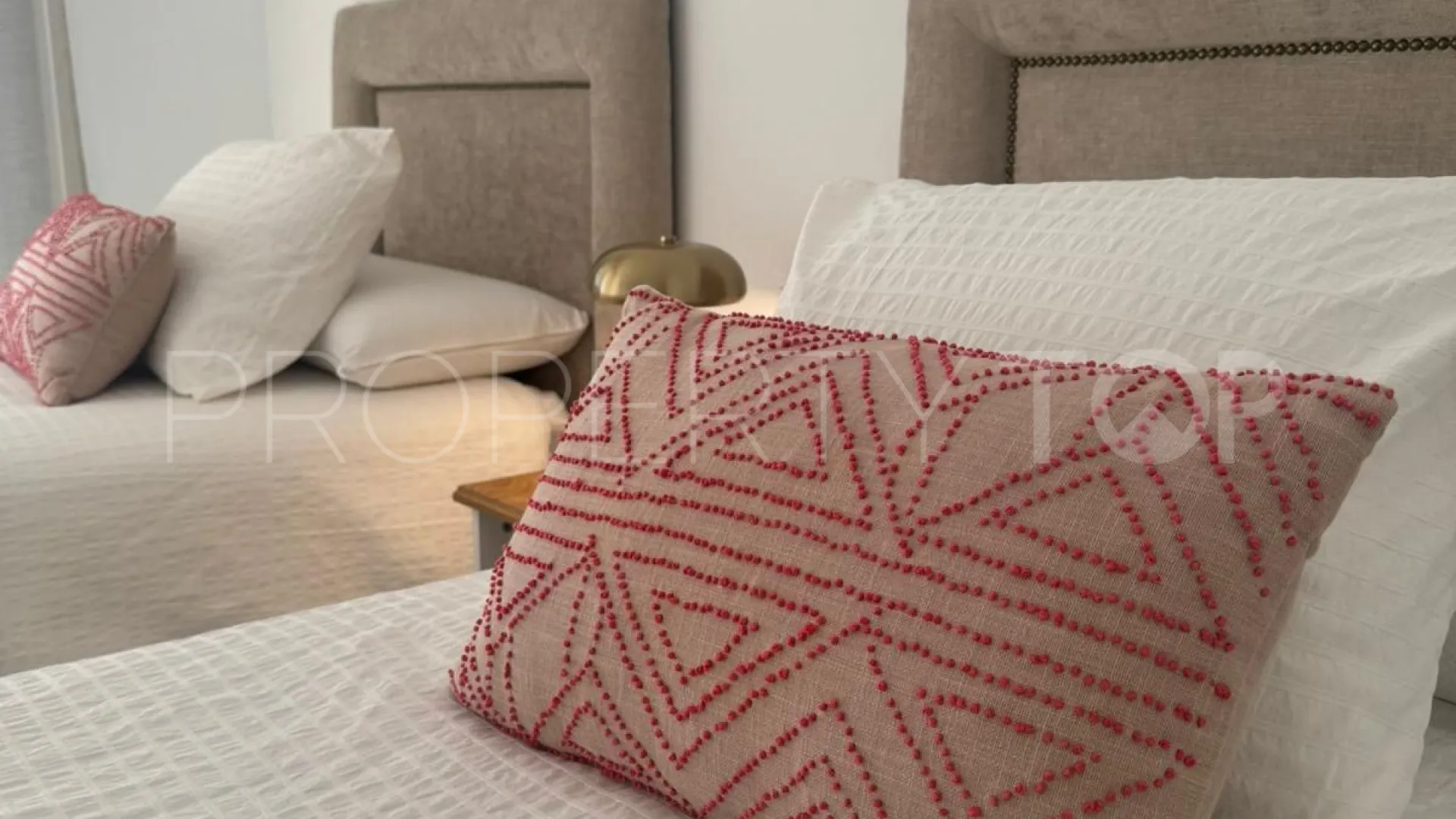 Se vende apartamento en Rincon de la Victoria de 2 dormitorios