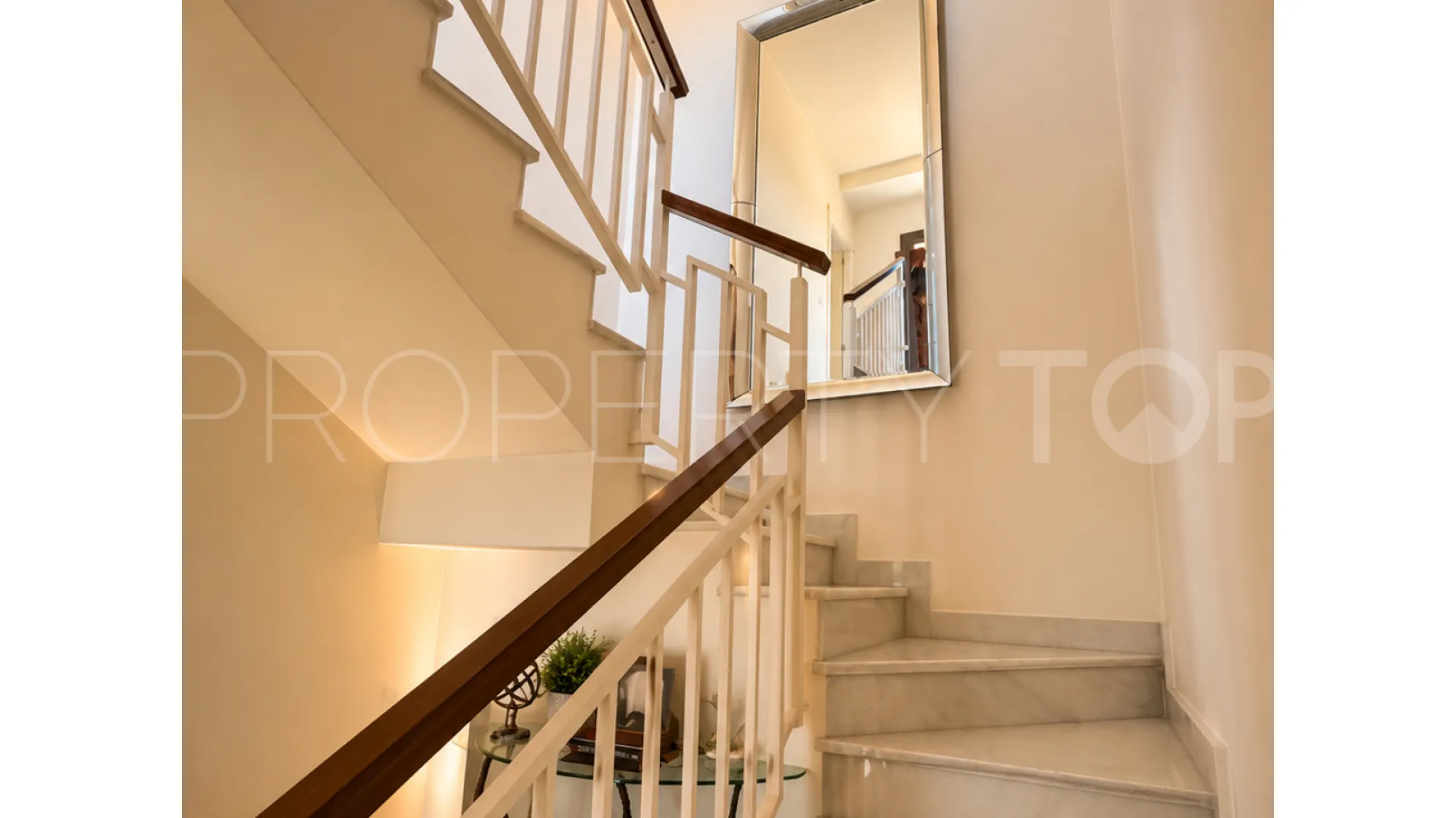 Atico duplex en venta de 3 dormitorios en Hacienda del Sol