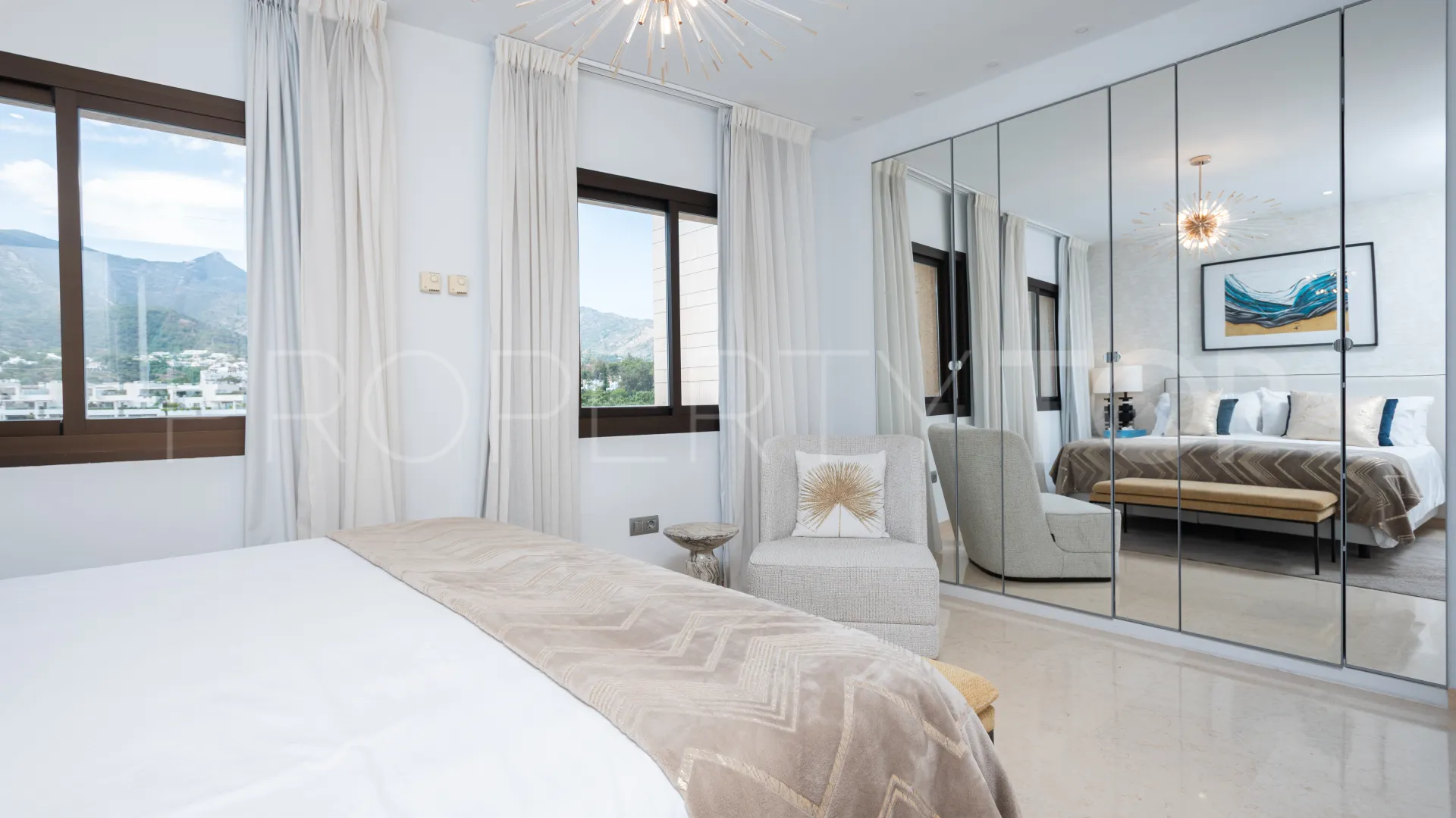 Residencial Palacio de Congresos, Ático en venta con 2 dormitorios