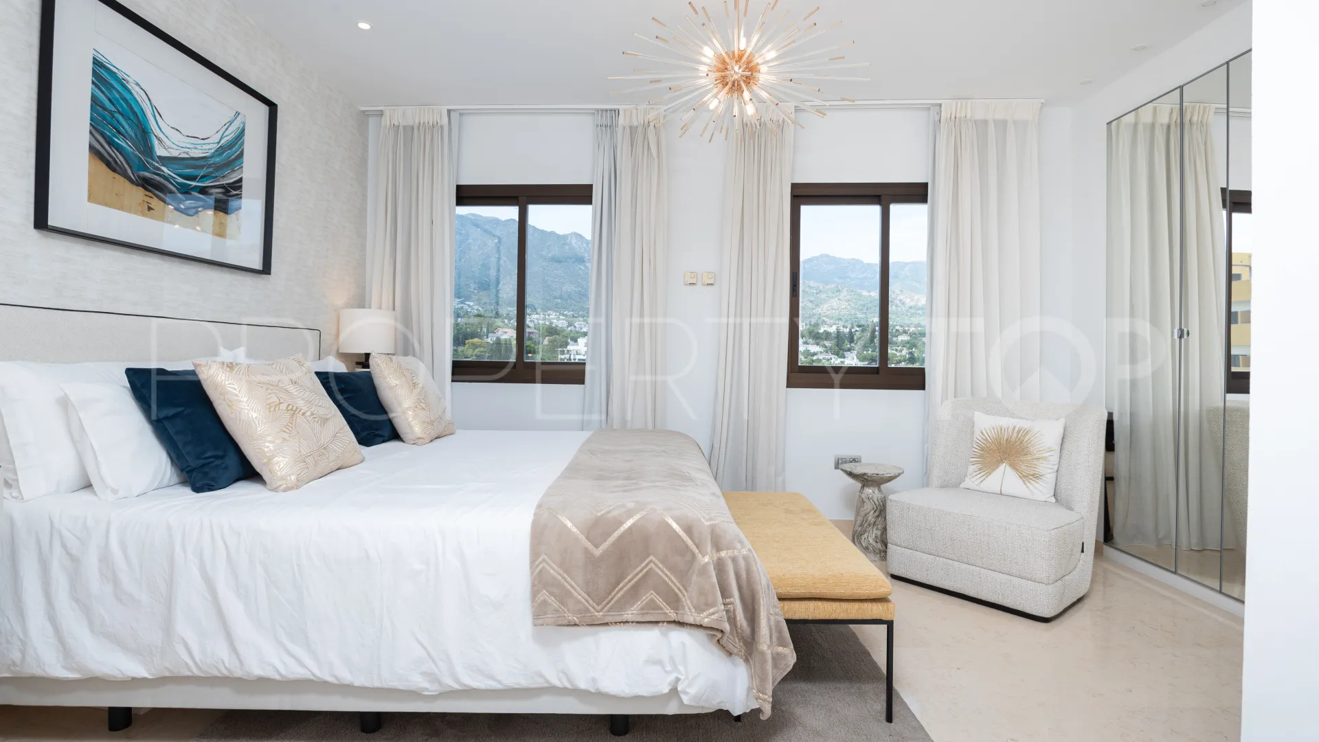 Residencial Palacio de Congresos, Ático en venta con 2 dormitorios