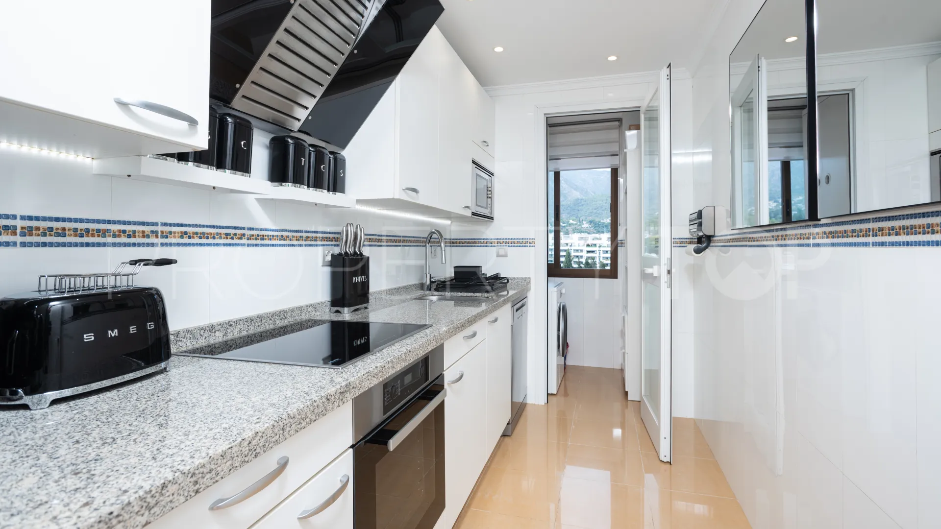 Residencial Palacio de Congresos, Ático en venta con 2 dormitorios