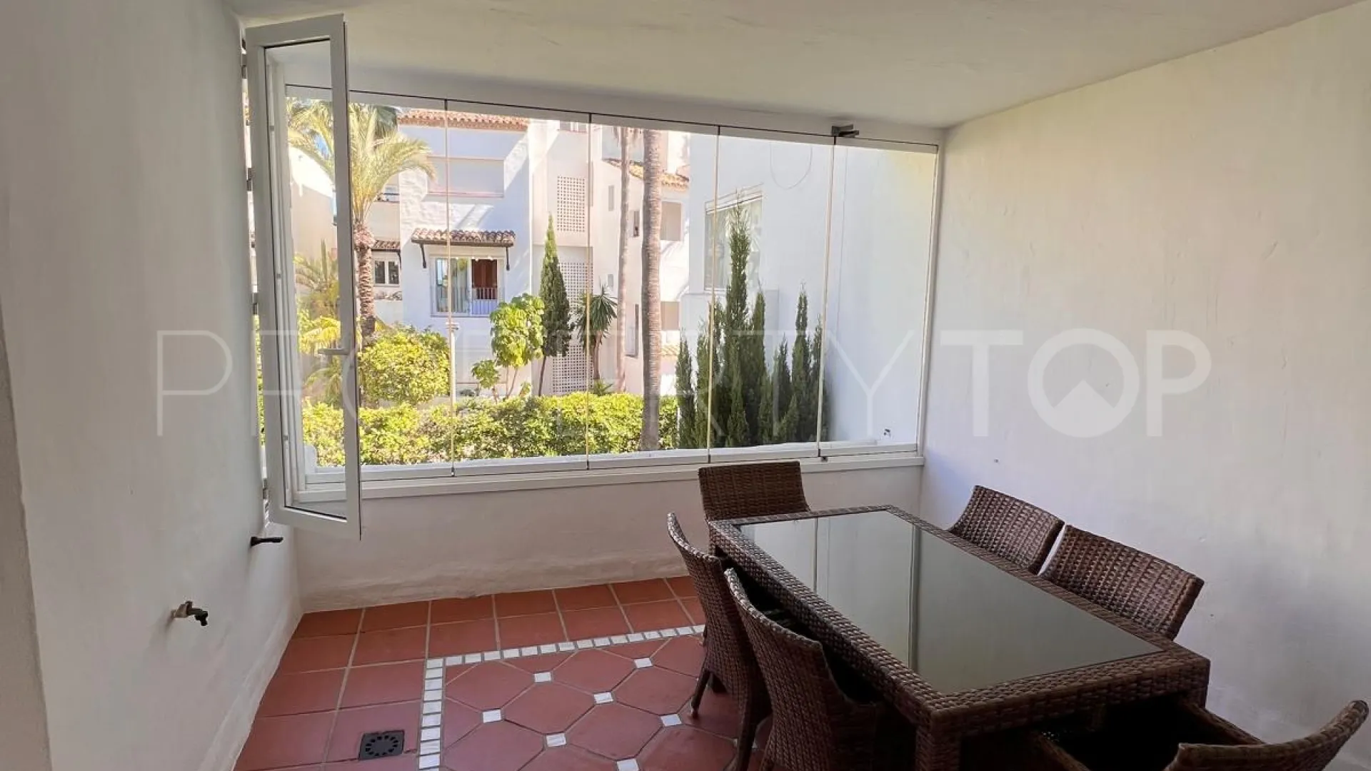 Costalita, apartamento en venta con 3 dormitorios