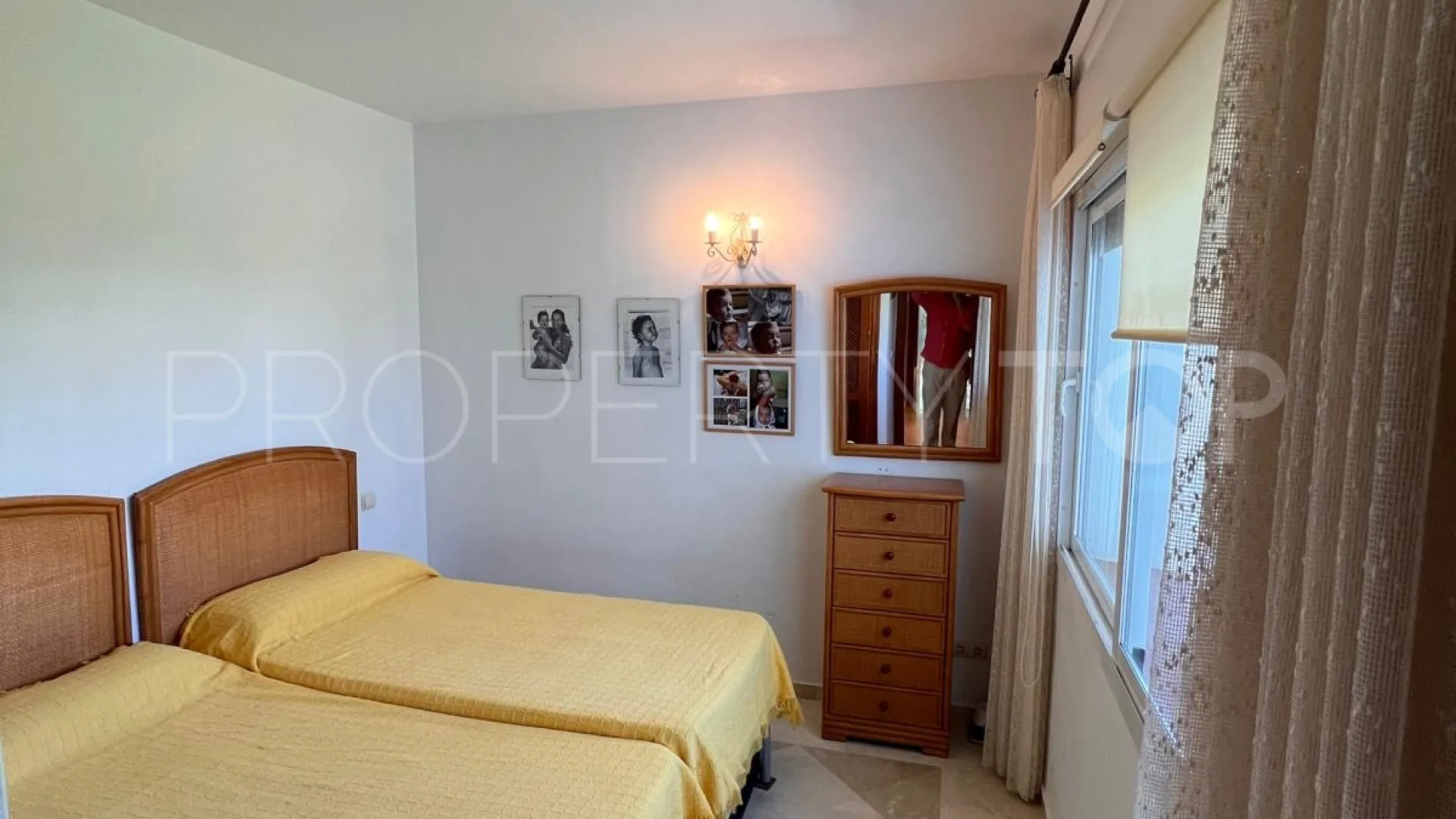 Costalita, apartamento en venta con 3 dormitorios